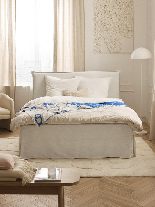 Violmara Box Spring Bed