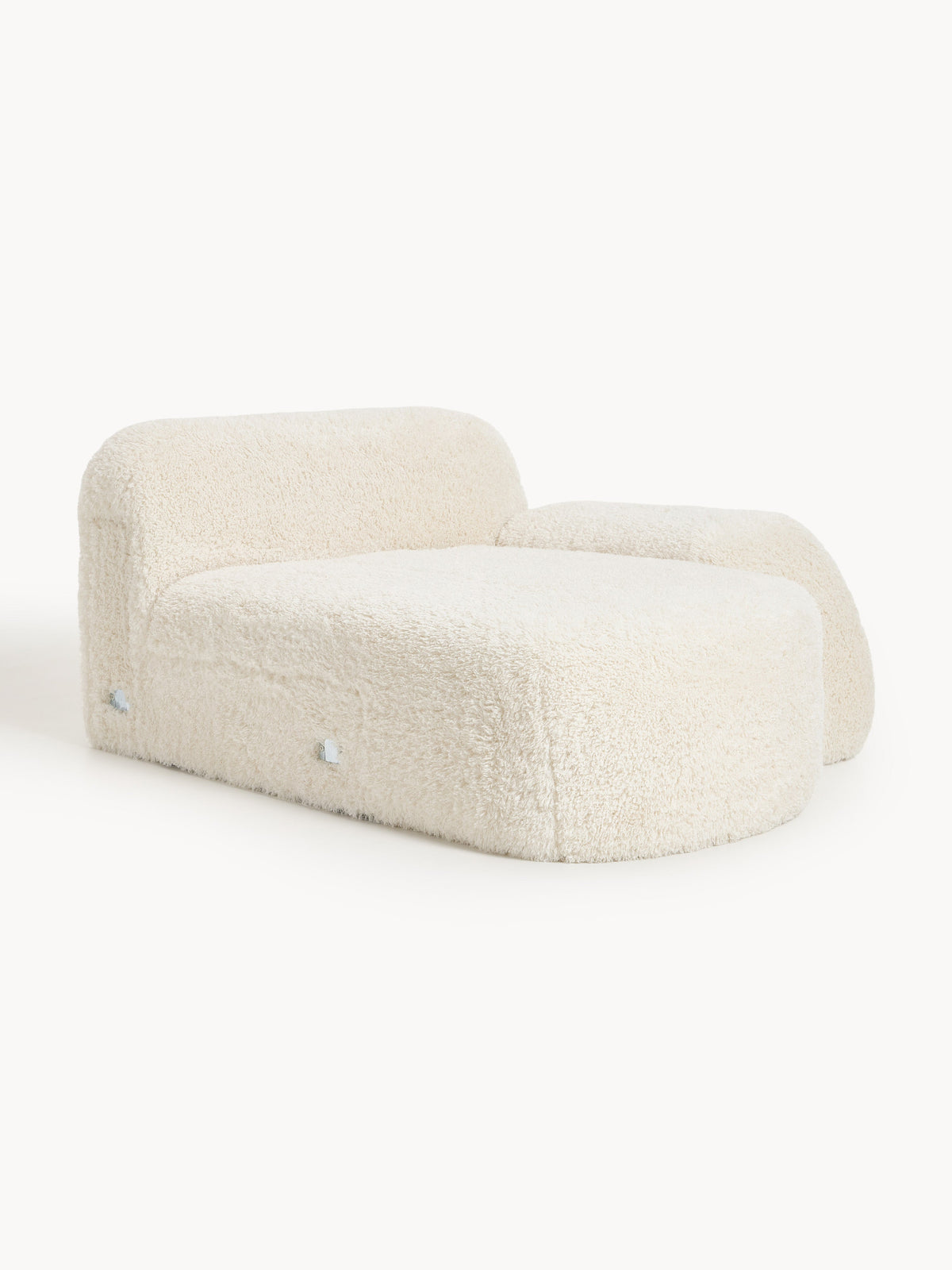 Wolskane Chaise in Teddy