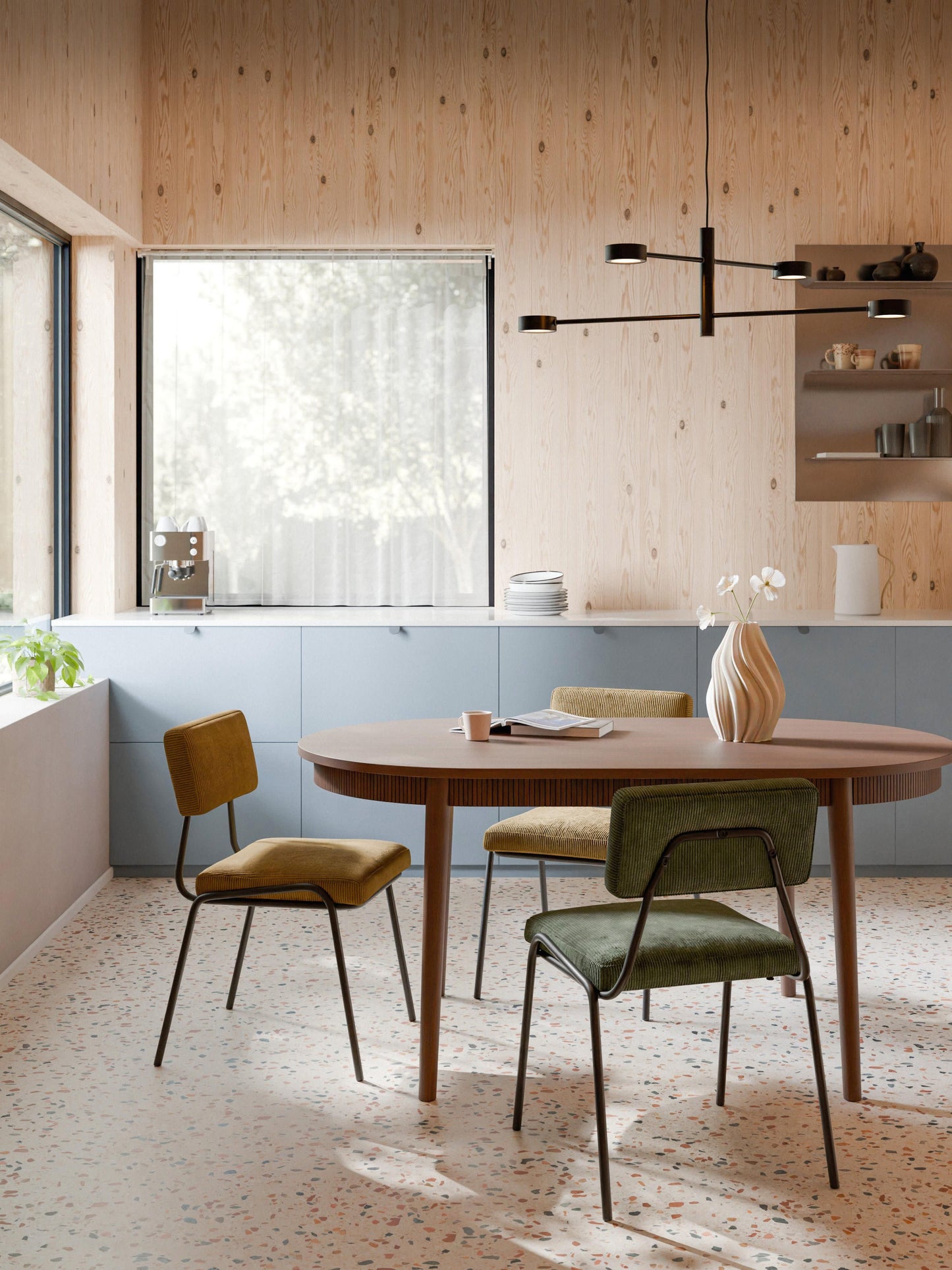 Calvarto Extendable Dining Table, in Various Sizes