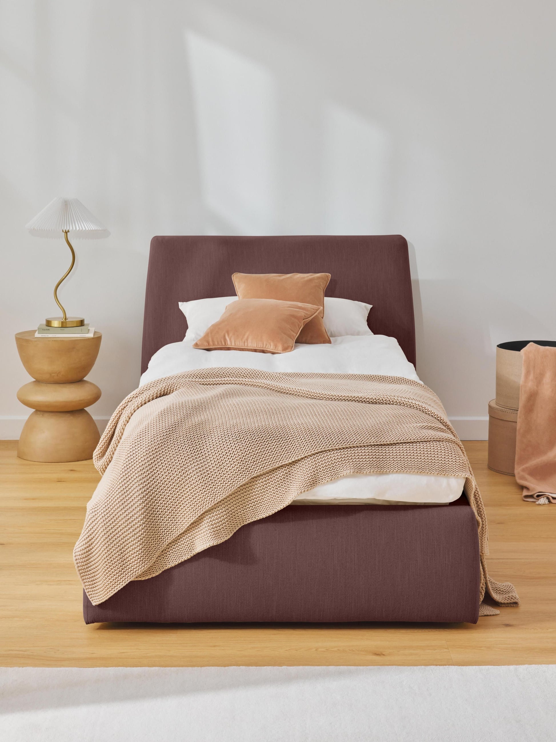 Clovarr Single Bed with Storage