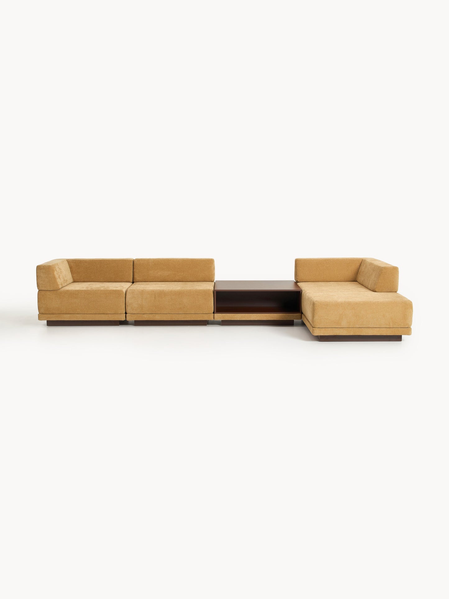 Colvraine Modular Corner Sofa (4-Seater) with Coffee Table