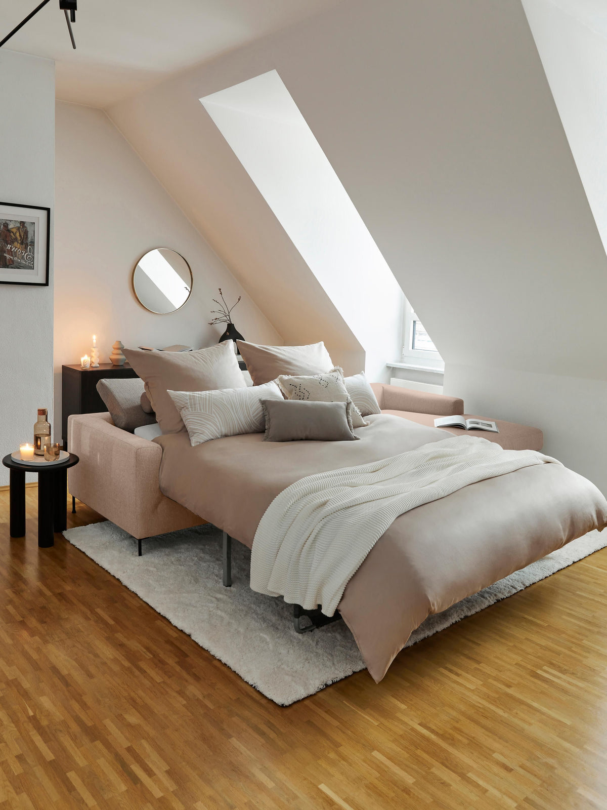 Cucervo Sofa Bed (3-Seater) with Mattress