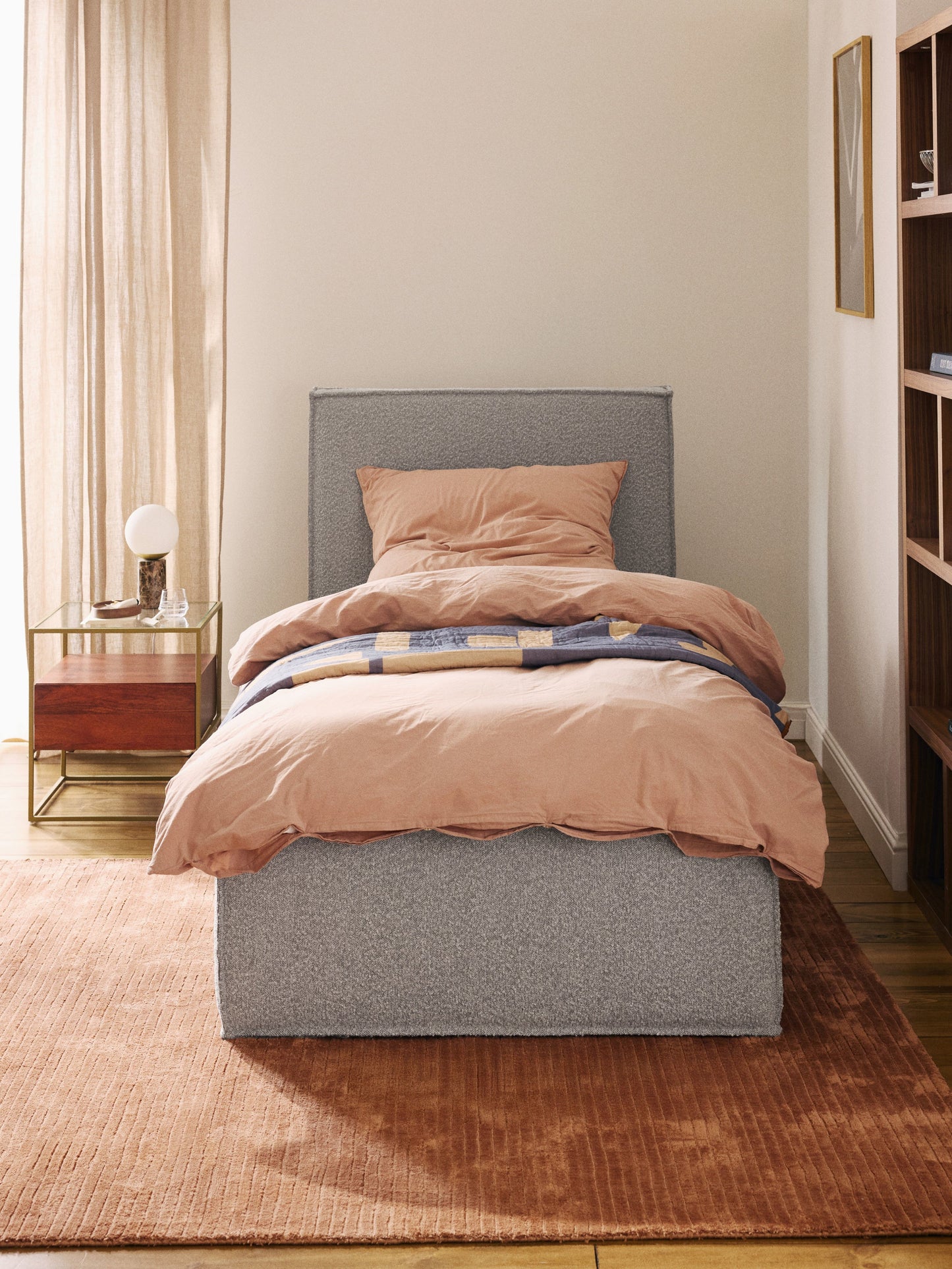 Drevalis Single Bed in Bouclé