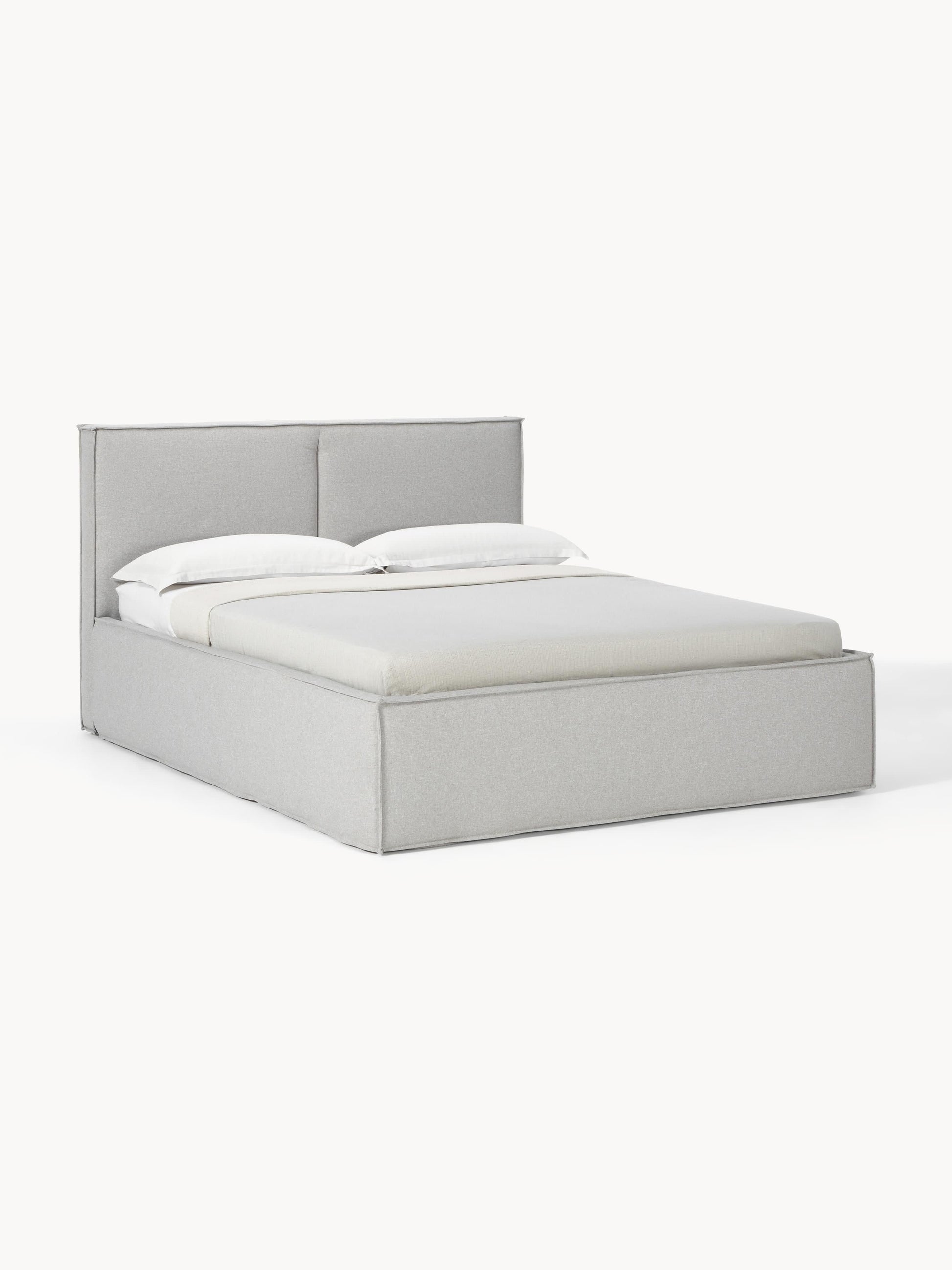 Drevalis Upholstered Bed