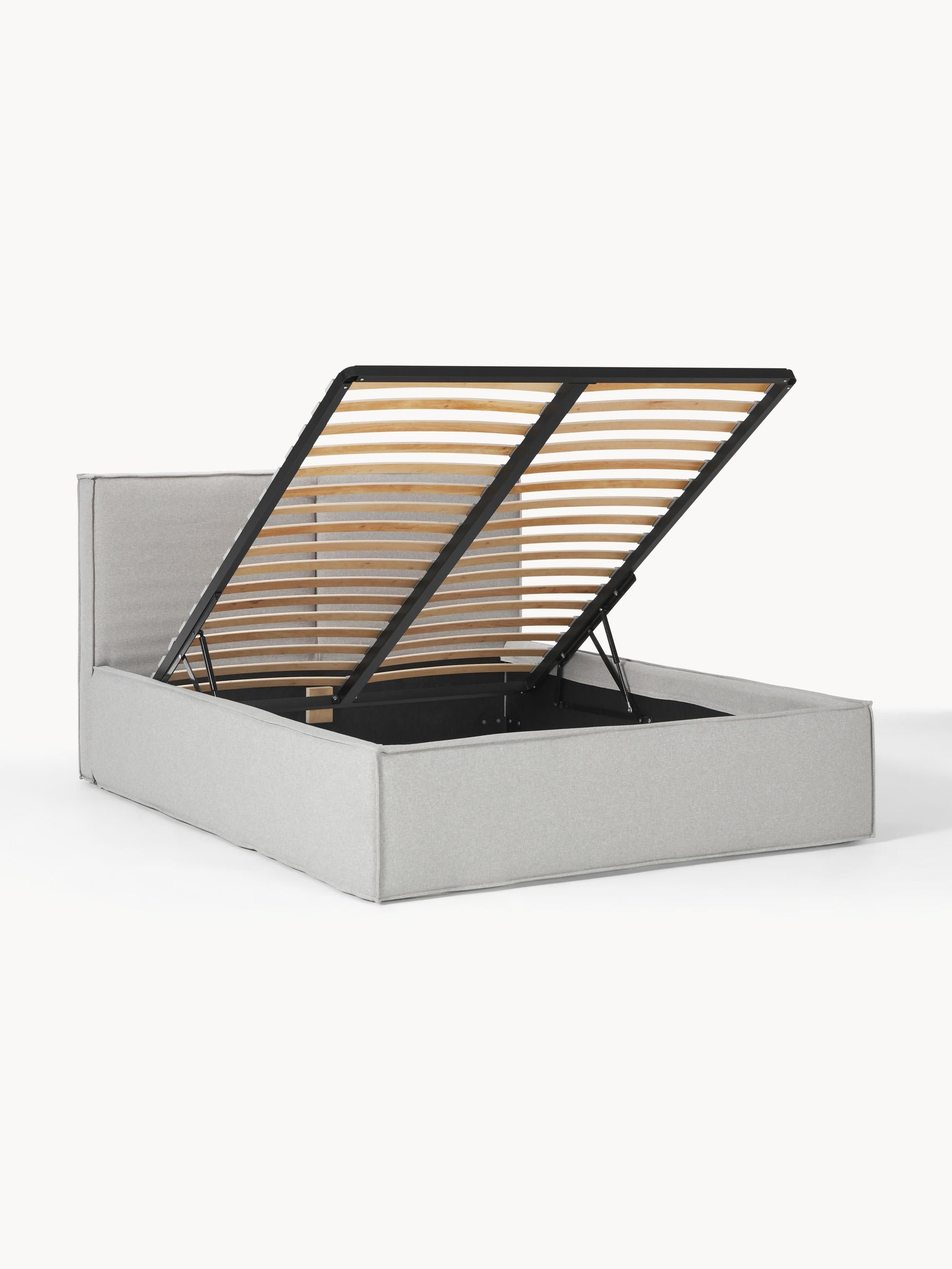 Drevalis Upholstered Storage Bed