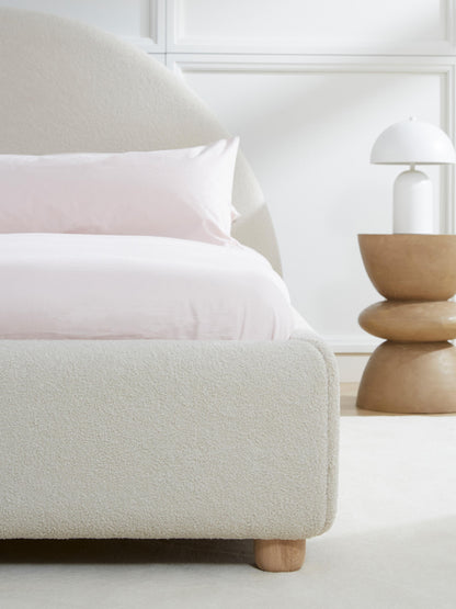 Ebbenhal Upholstered Bed in Teddy
