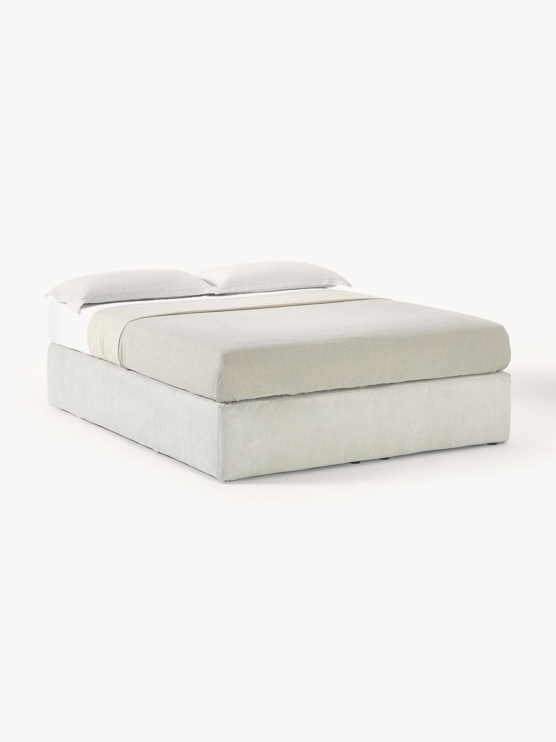 Enyrade Box Spring Bed