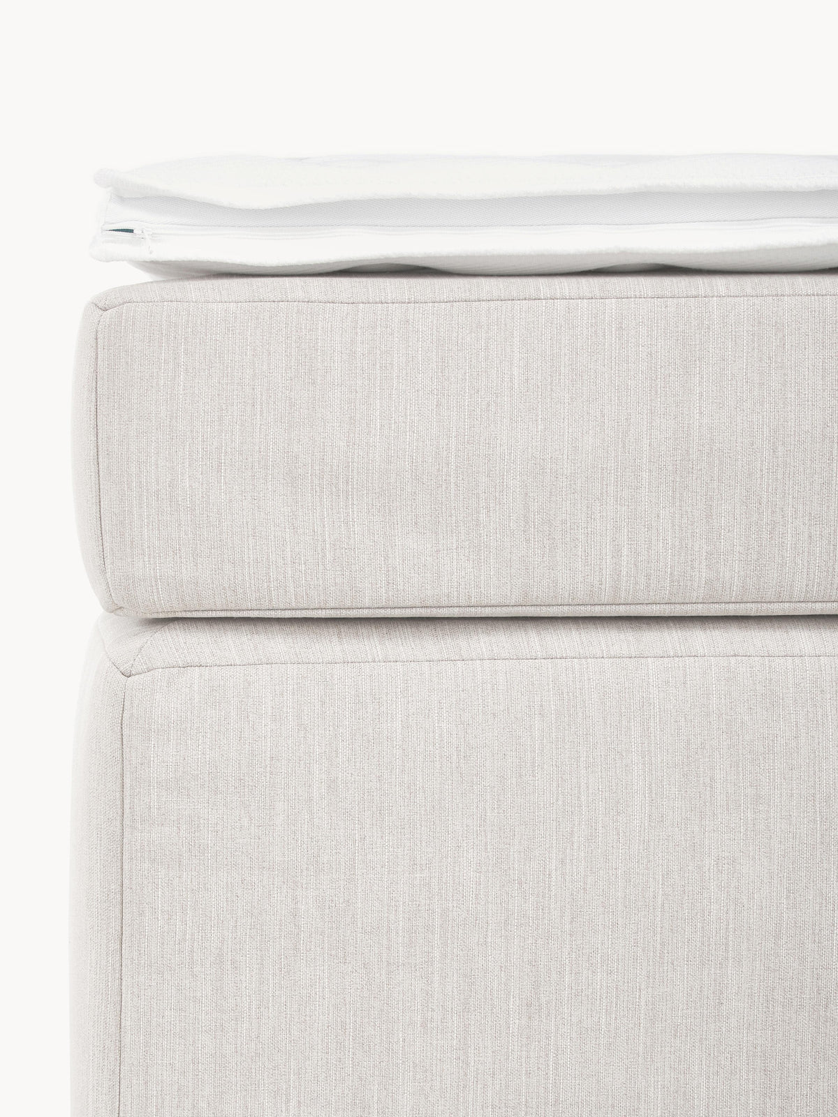 Enyrade Box Spring Bed