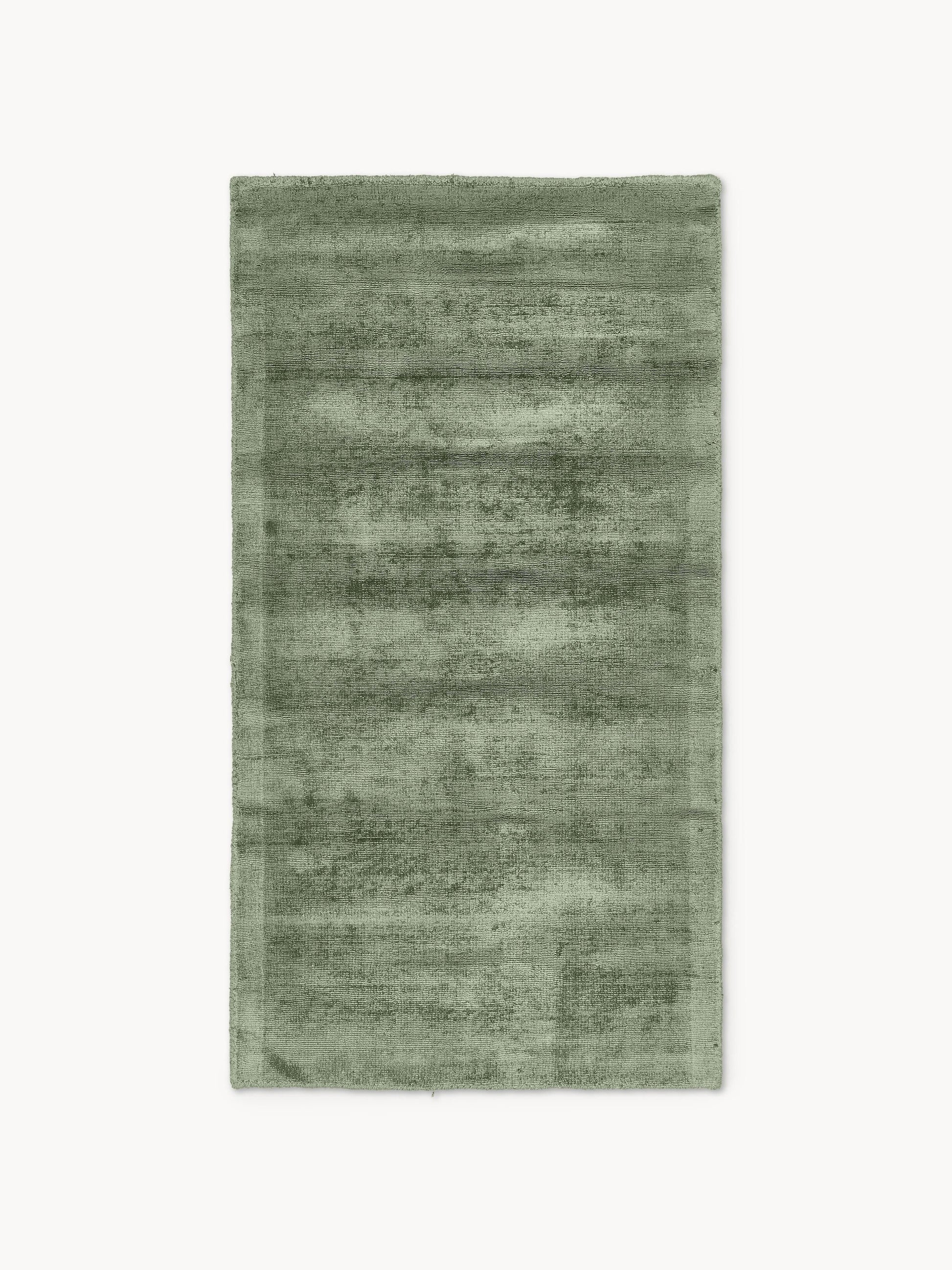 Jarielle Rug in Viscose, Hand-Woven