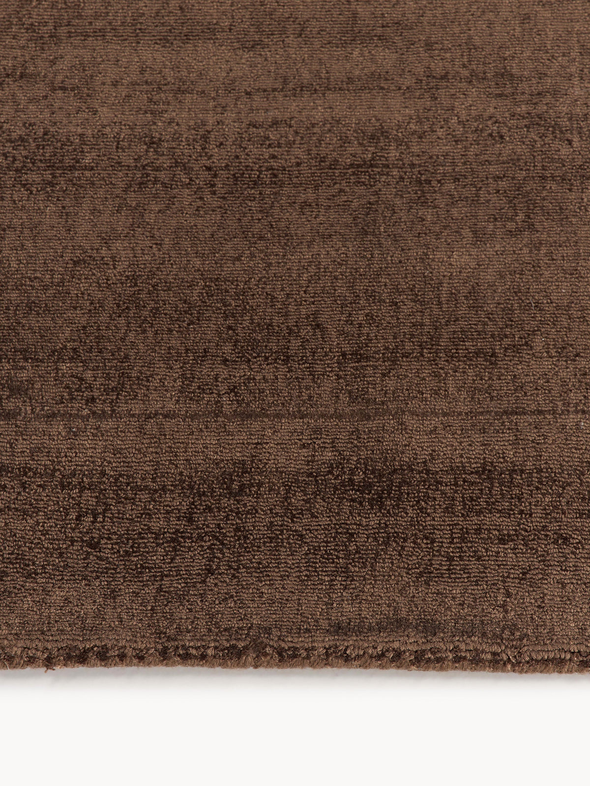 Jarielle Rug in Viscose, Hand-Woven