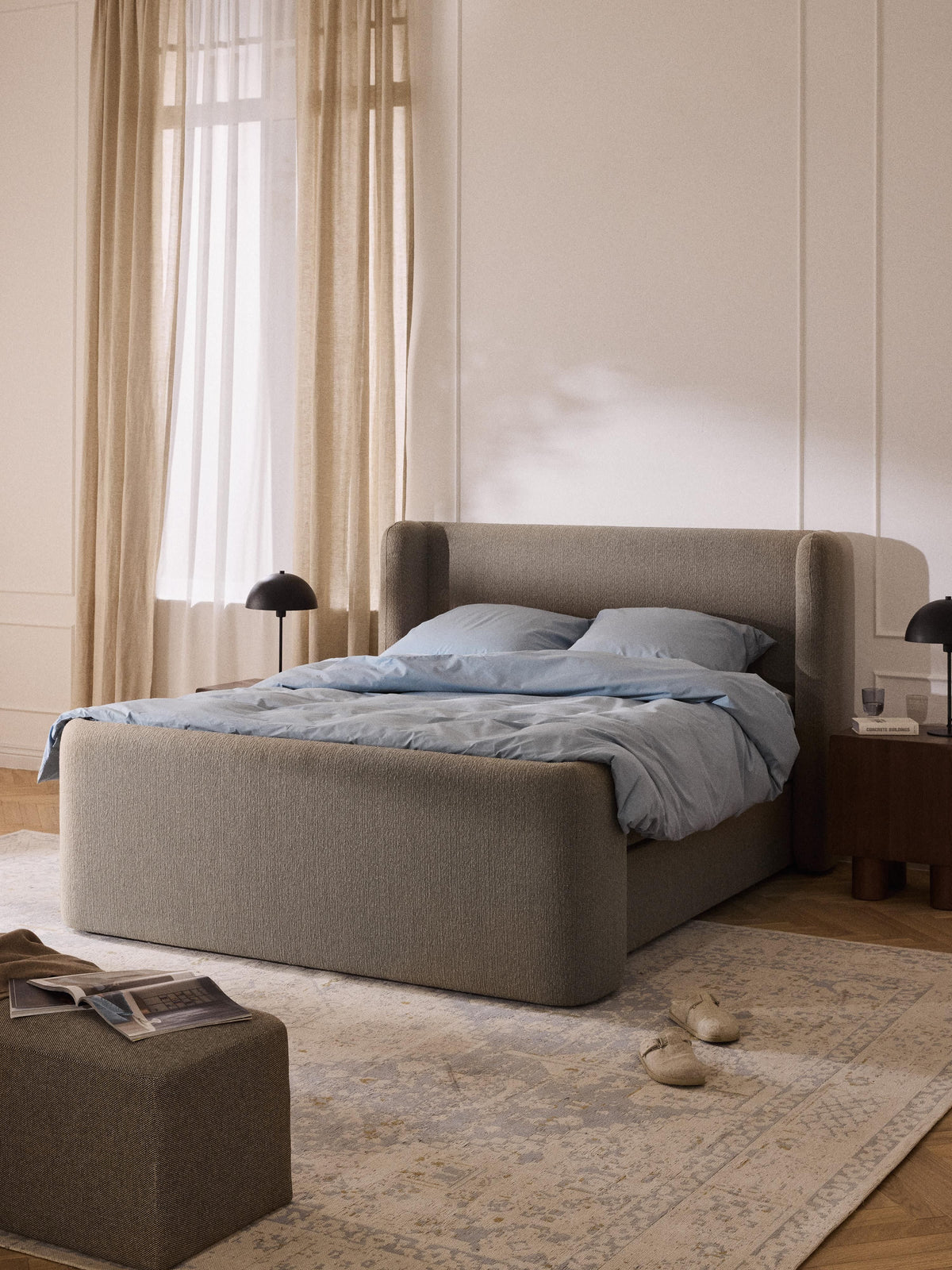 Perlomar Bouclé Box Spring Bed