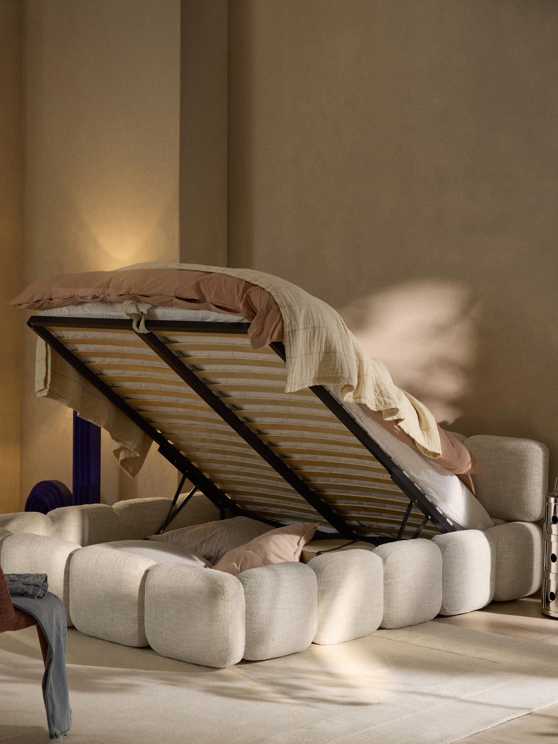 Taylbrig Upholstered Bed in Bouclé with Storage