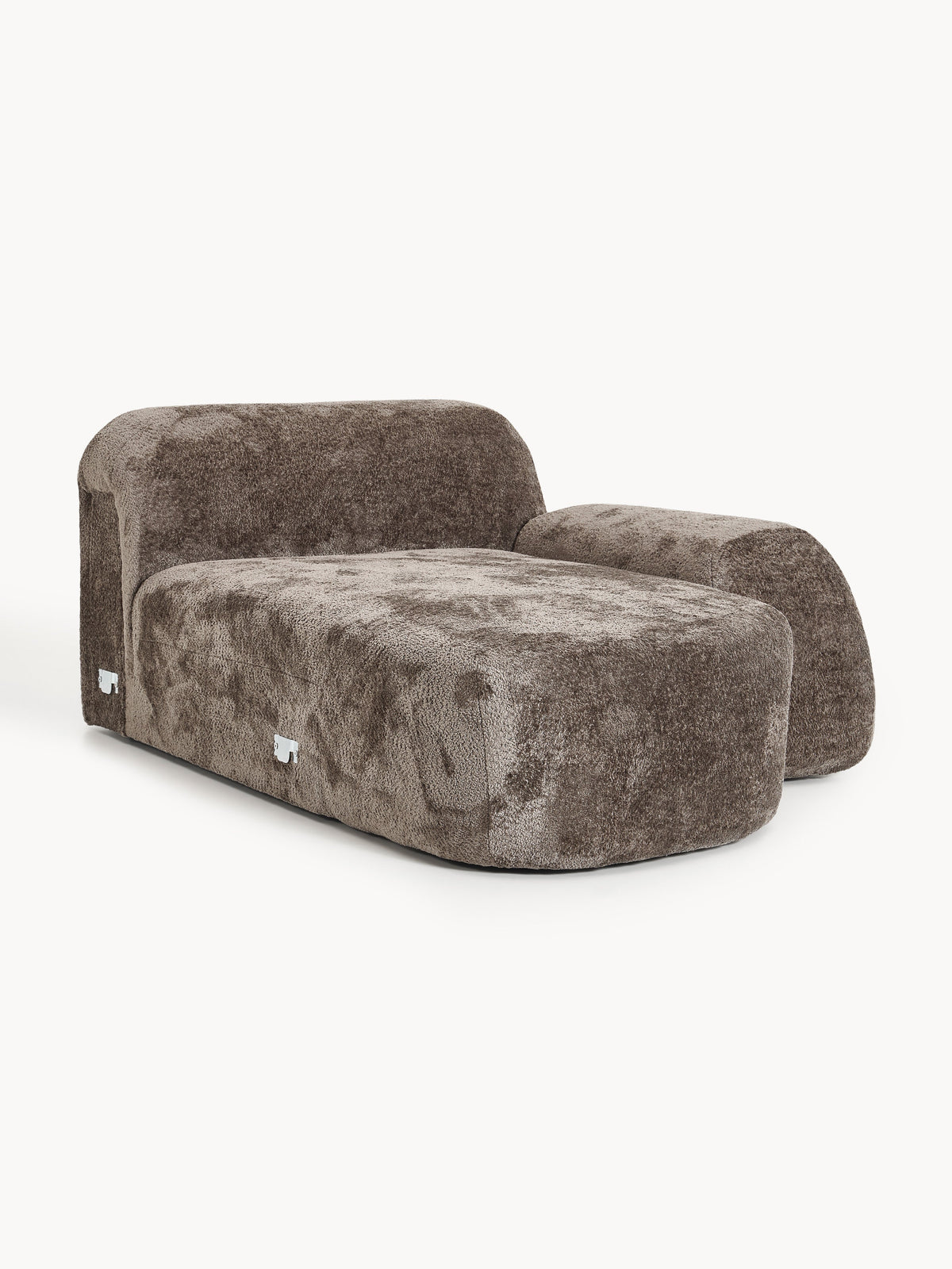 Wolskane Chaise in Teddy Bouclé