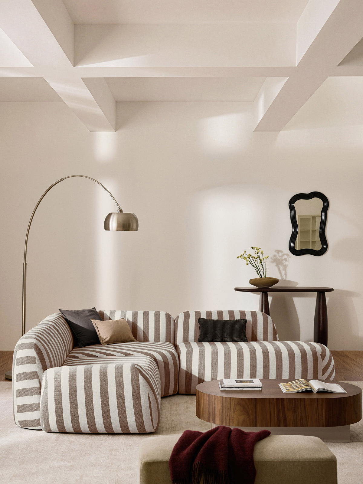 Wolskane Chaise Module, Striped