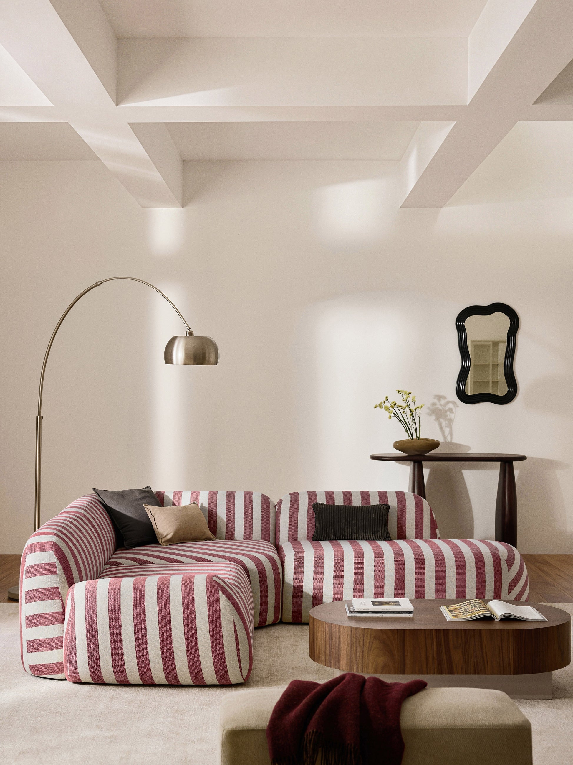 Wolskane Chaise Module, Striped