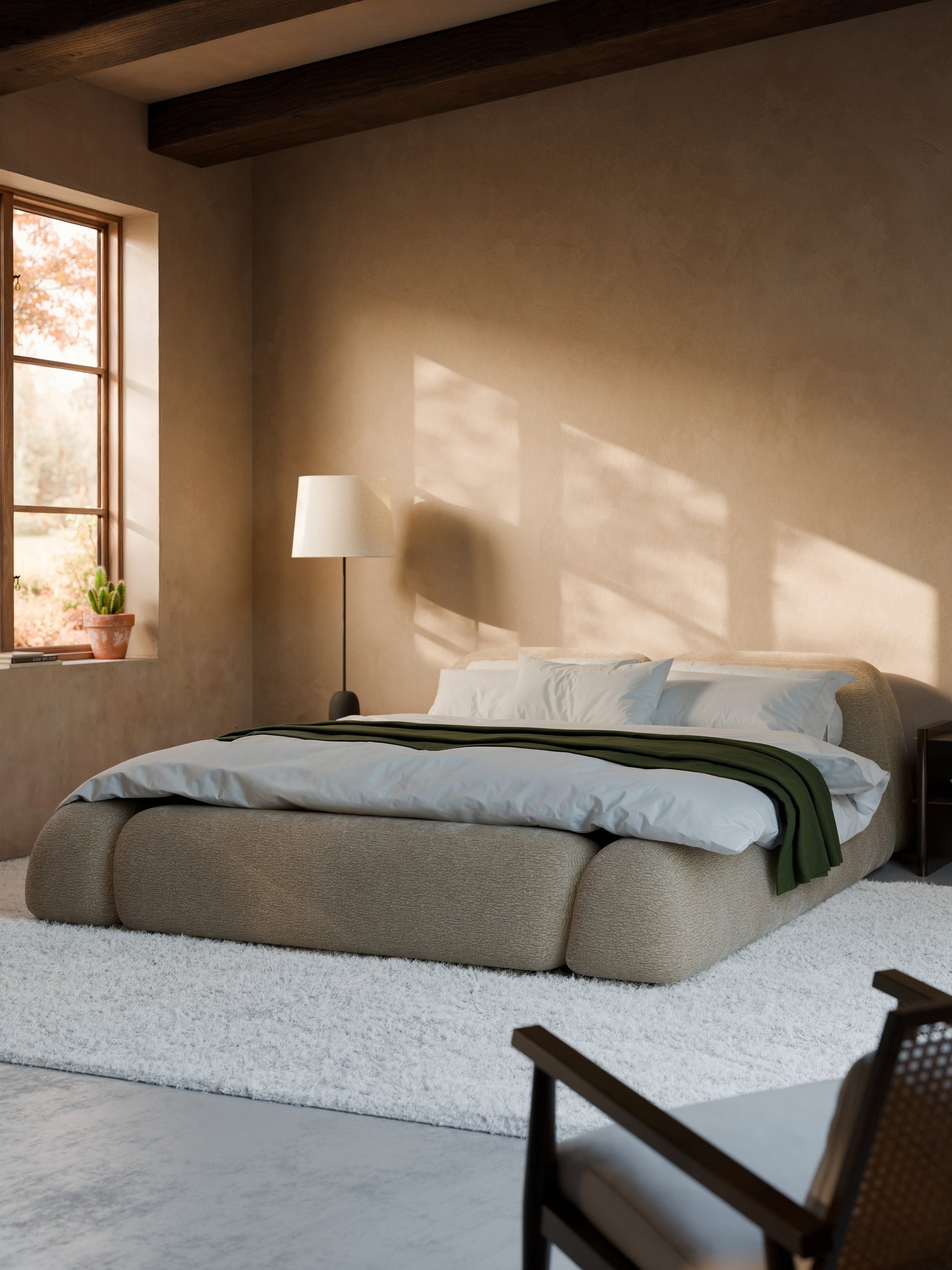 Wolskane Upholstered Bed